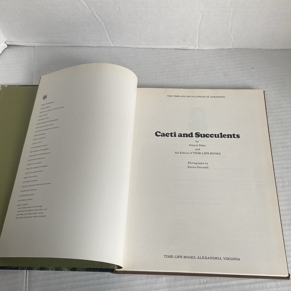 The Time Life Encyclopedia of Gardening Cacti Succulents Temp & Characteristics - Picture 3 of 15